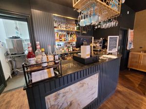 Photo 18- click for photo gallery